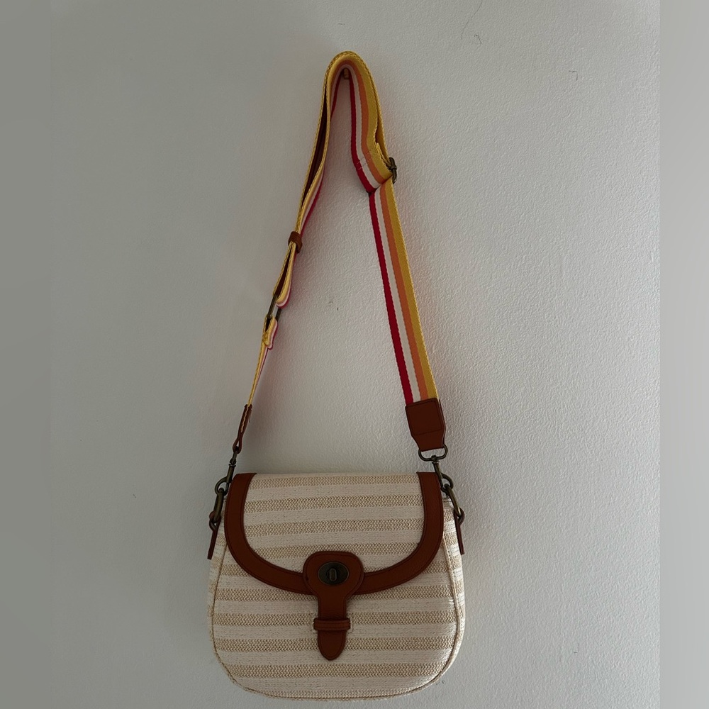 Super cute crossbody bag!!